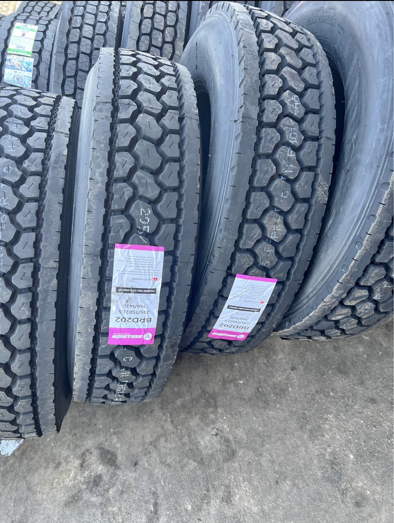295/75R22.5 Bullride Drive 16PLY Low Pro Semi Truck Drive Tires – Made in Thailand